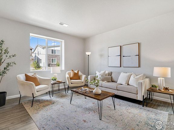 4th image of 310 Shoveler Way