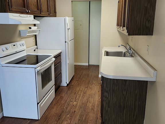 4th image of 820 Old Settlers Trl Unit 4-1