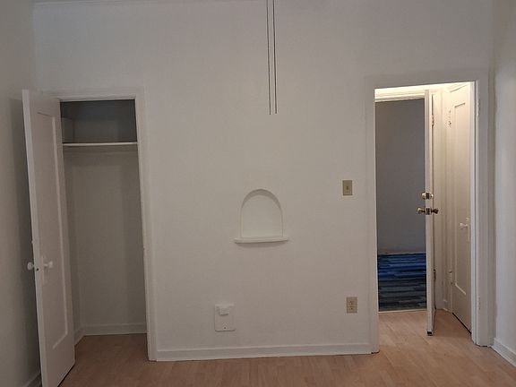 5th image of 4300 Willow Brook Ave #11