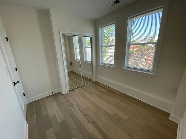 75 Florida Ave NW #4 — Photo 24