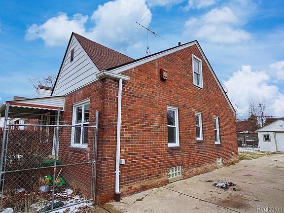 4th image of 12674 Mettetal St