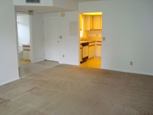 5th image of 1672 SE Green Acres Cir APT B104