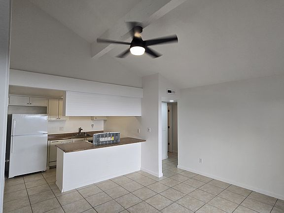 5th image of 2925 Lerwick Rd #2925