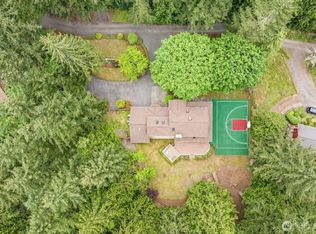 703 245th Pl NE, Sammamish, WA 98074