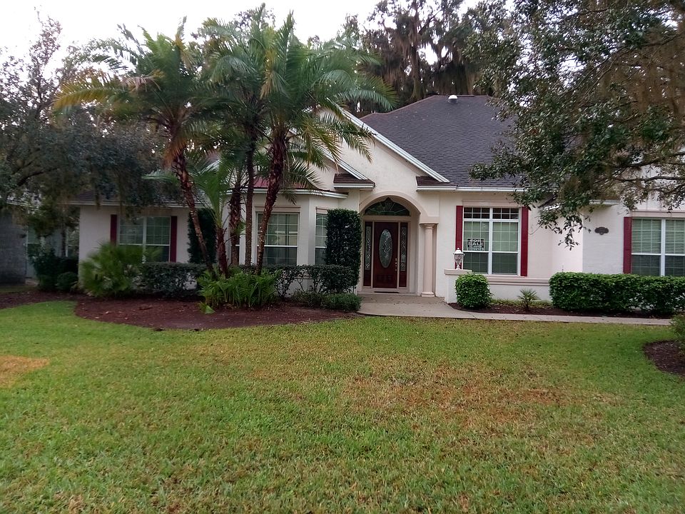 This house was freshly painted it is a beautiful home