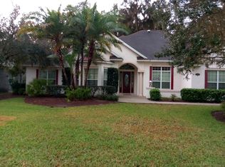 1806 Lake Miona Dr, The Villages, FL 32162