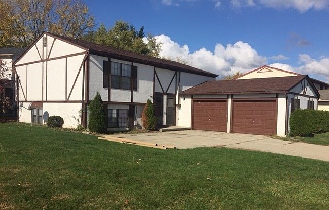 1st image of 7565-7567 Bella Dr