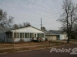420 W Cedar Ave, Mitchell, SD 57301