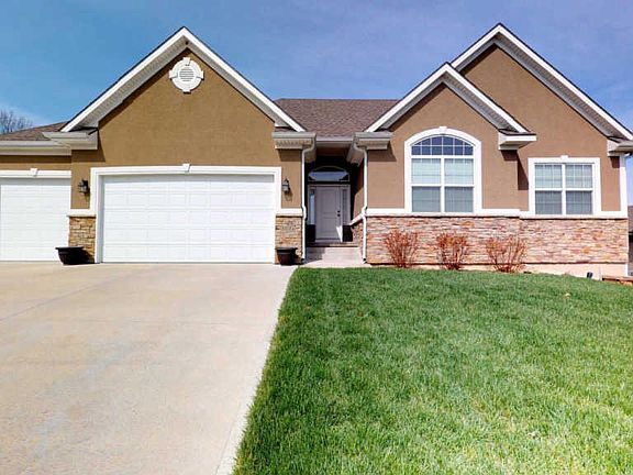 3rd image of 3806 Corinth Dr