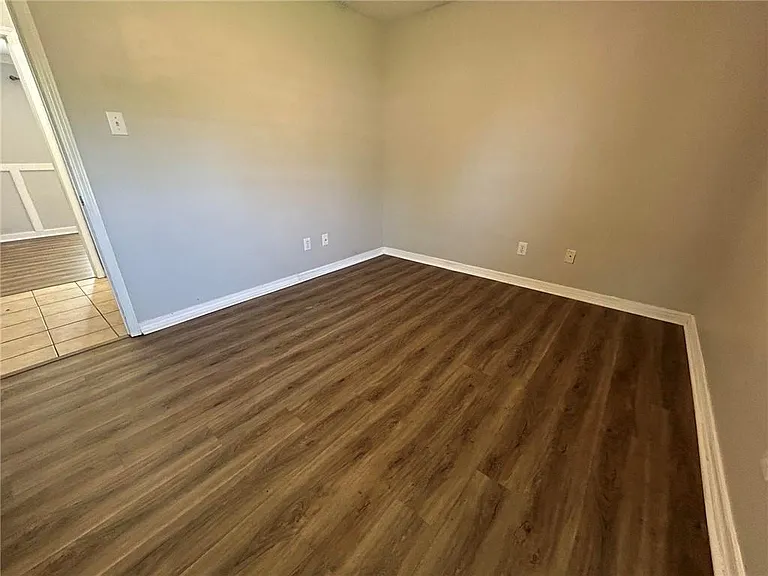 6626 Woodside Ct E — Photo 13