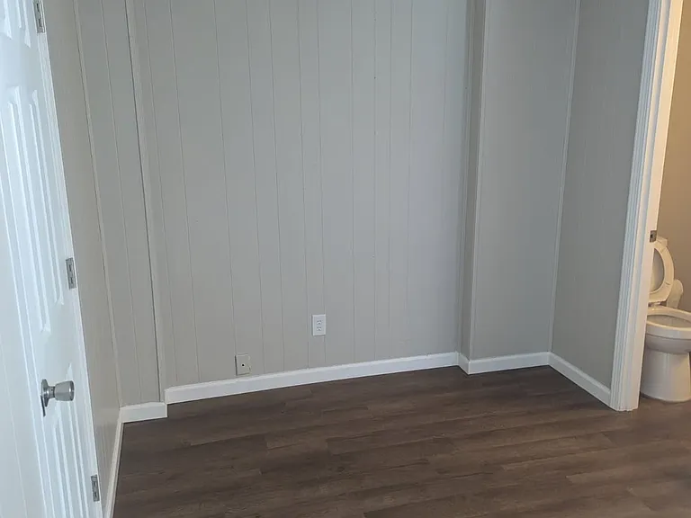 1020 E Main St #B — Photo 3