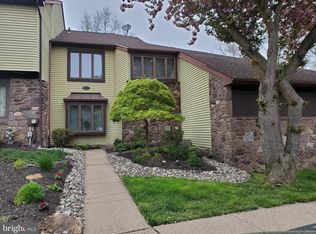 2145 Bromley Cmn, Holland, PA 18966