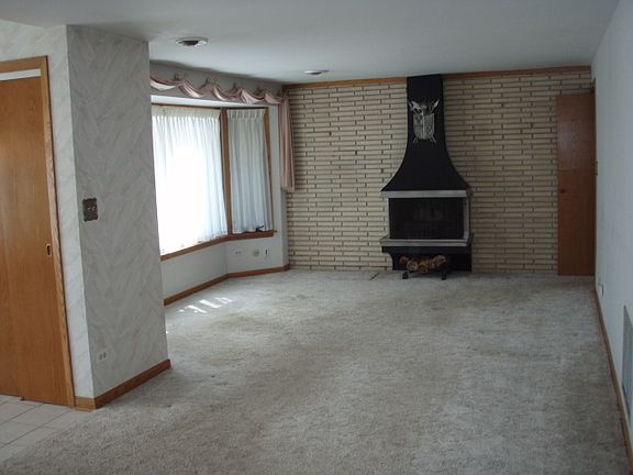 4th image of 9932 S Cicero Ave