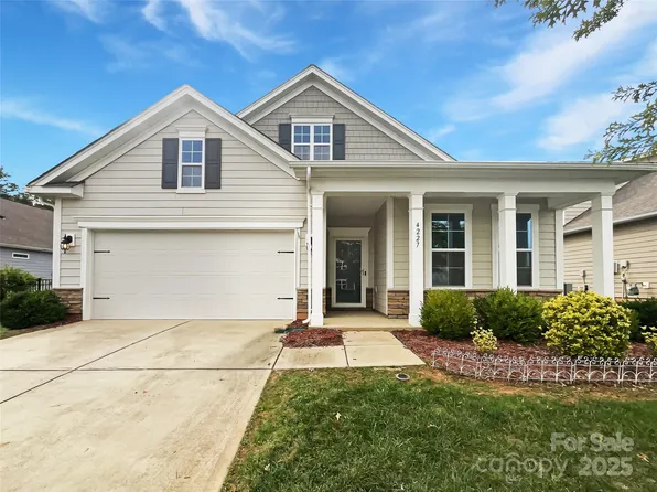 4227 Legacy Dr, Denver, NC 28037