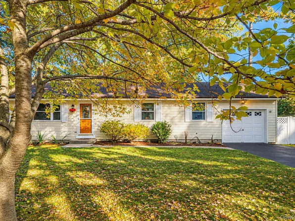 77 Wilson Avenue, Medford, NY 11763