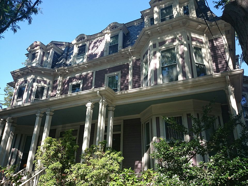 2nd image of 47 Cypress St #3