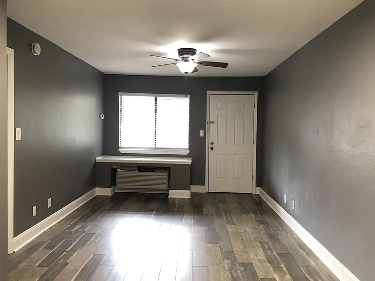 403 Hayden Rd #209 — Photo 3