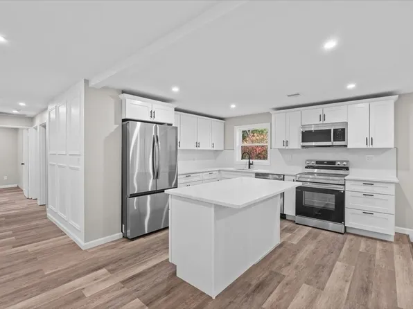 54 Mildred Rd, Brockton, MA 02302