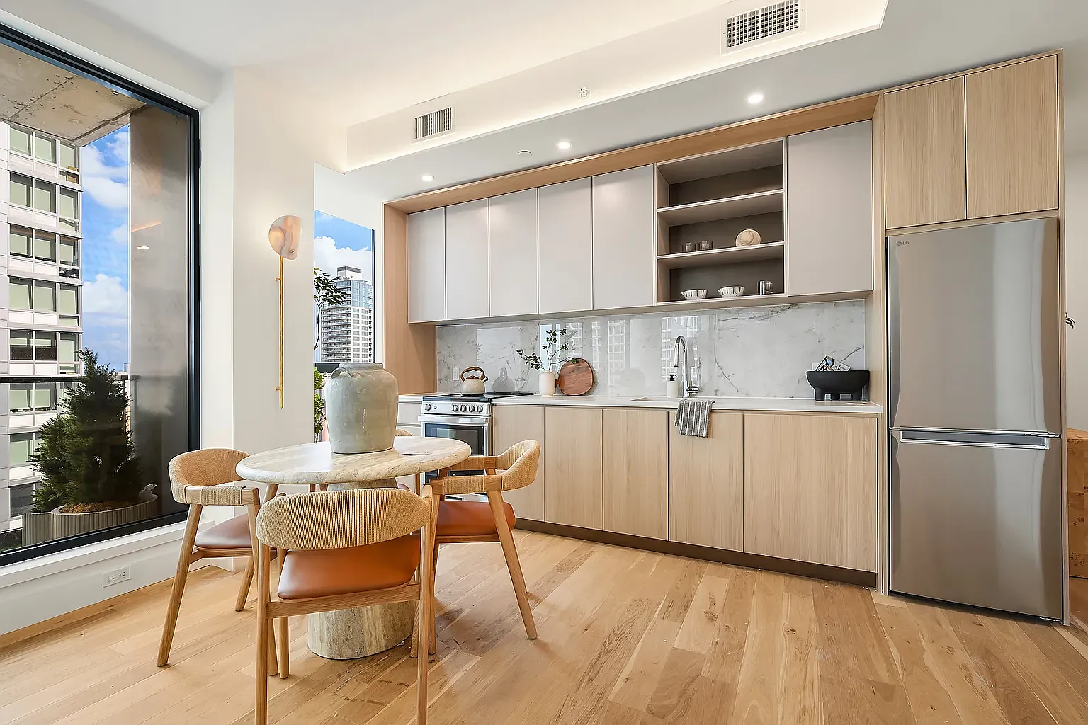 20 Rockwell Place — Photo 1