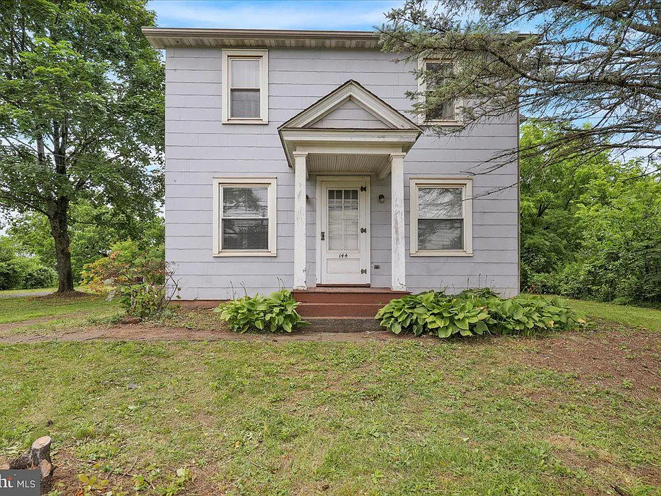 144 E Baumstown Rd
