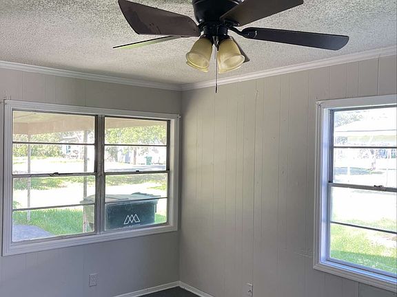2nd image of 1009 S 10th St