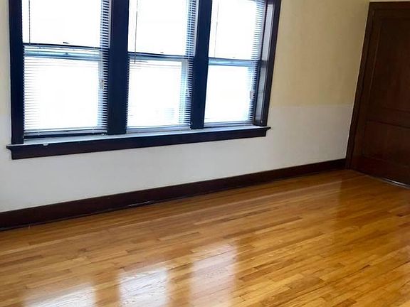 3rd image of 2223 Jones St APT 12