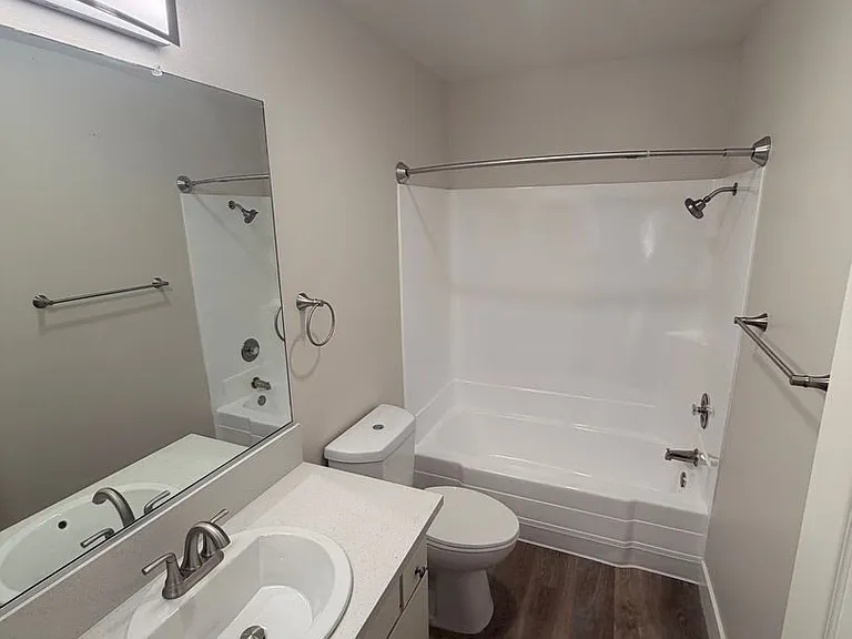 Beach Creek Resort Apartments — Photo 6
