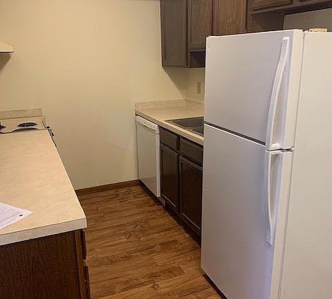 2nd image of 245 S 48th St APT 11