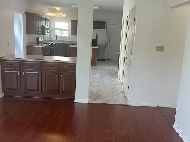 1862 Summitview Dr — Photo 29