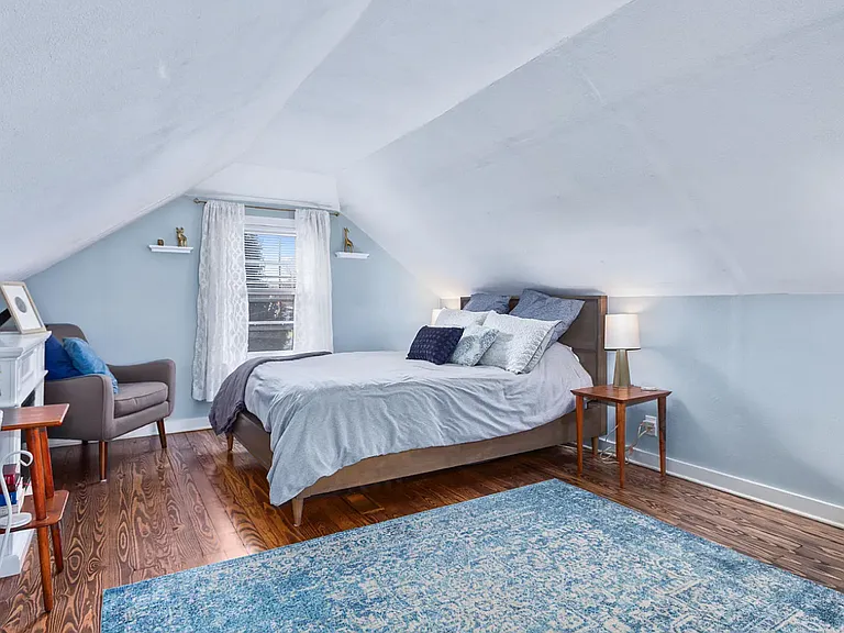 1002 Shakespeare Ave — Photo 21