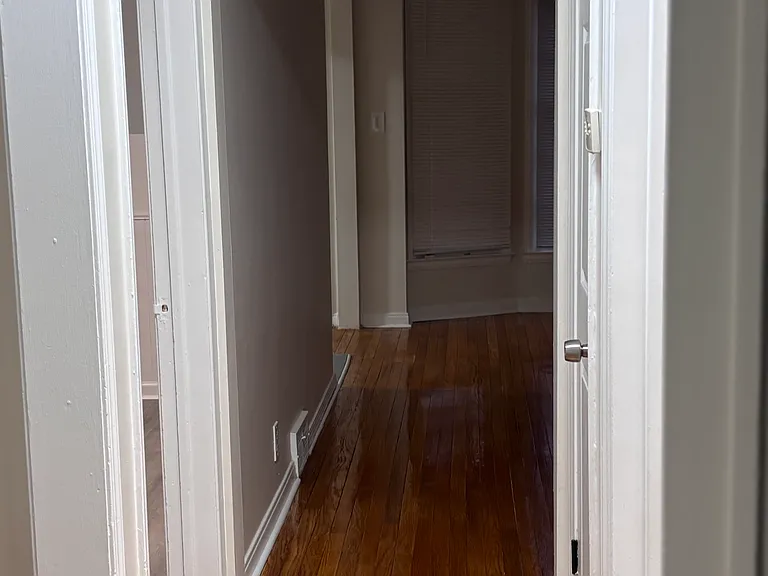 20211 Biltmore St — Photo 7