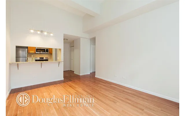 Rented by Douglas Elliman | media 17