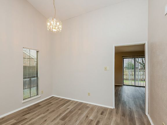5th image of 3913 Horizon Pl
