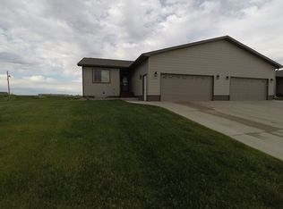 2159 Conifer Loop, Belle Fourche, SD 57717