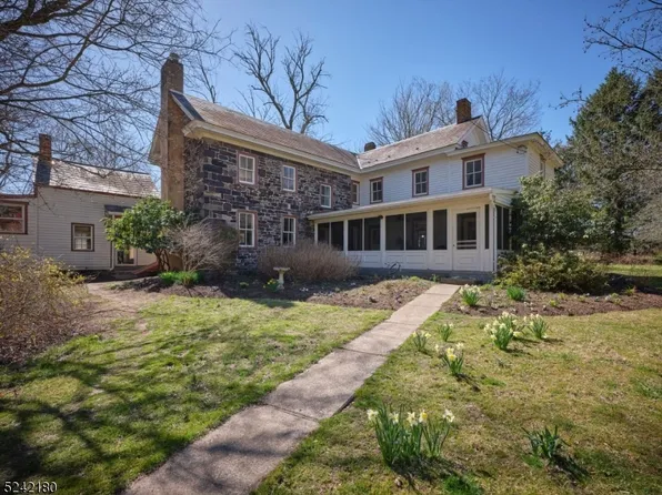 135 Riegelsville Rd, Holland Twp., NJ 08848