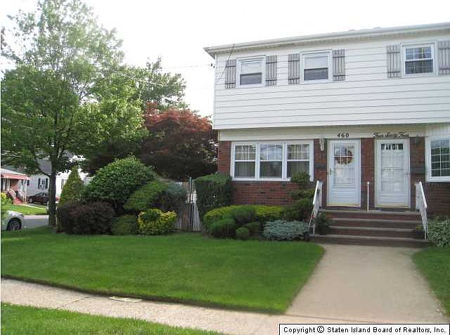 1st image of 460 Armstrong Ave