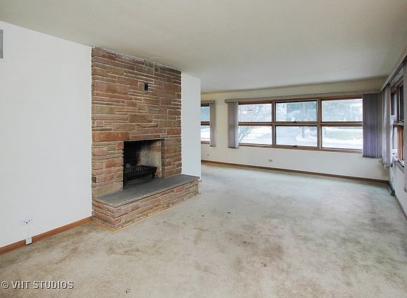 2nd image of 206 E Ellis Ave