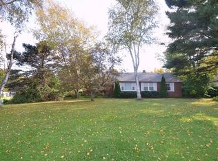 4917 Newburg Rd, Rockford, IL 61108