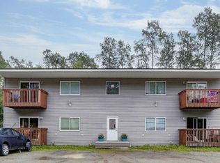 233 E Stonehaven Cir, Wasilla, AK 99654