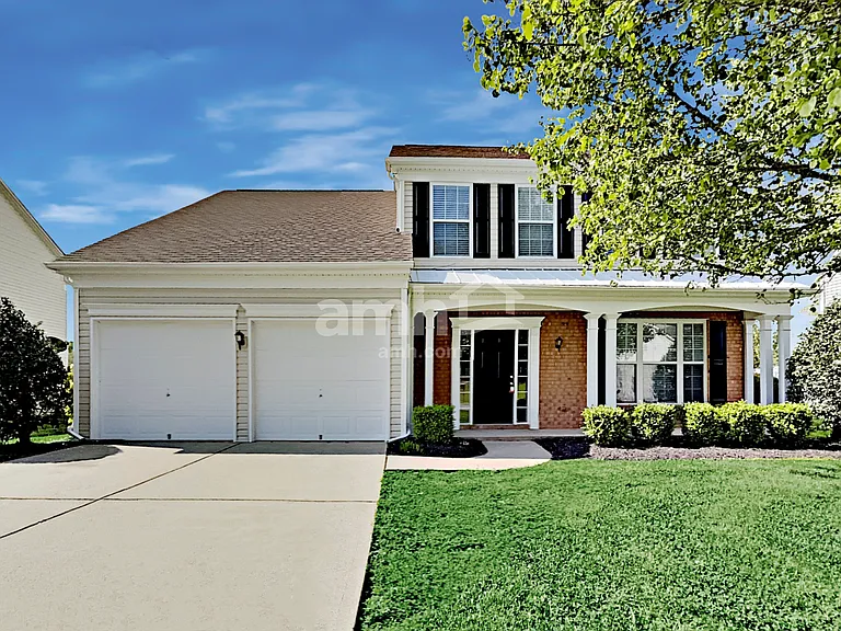 1703 Kendall Cove Ln — Photo 1