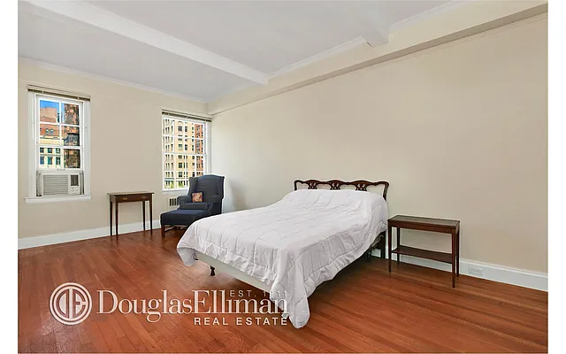 Sold by Douglas Elliman | media 20