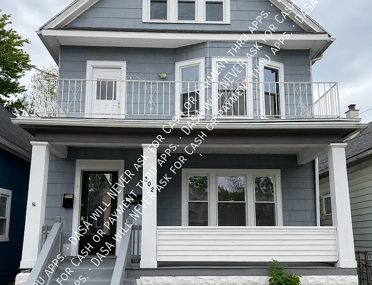 202 Chadduck Ave #LOWER — Photo 1