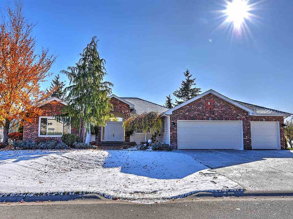 1st image of 23920 E Broadway Ct