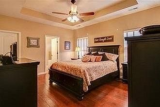 Master Bedroom/Full Bathroom