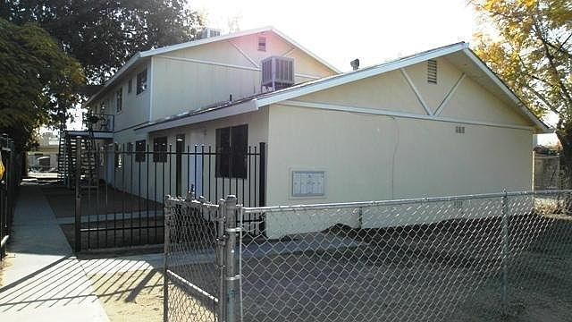2nd image of 2004 E White Ave
