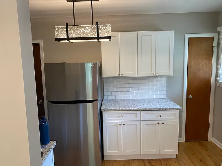 513 S Ryan Ln #B — Photo 2