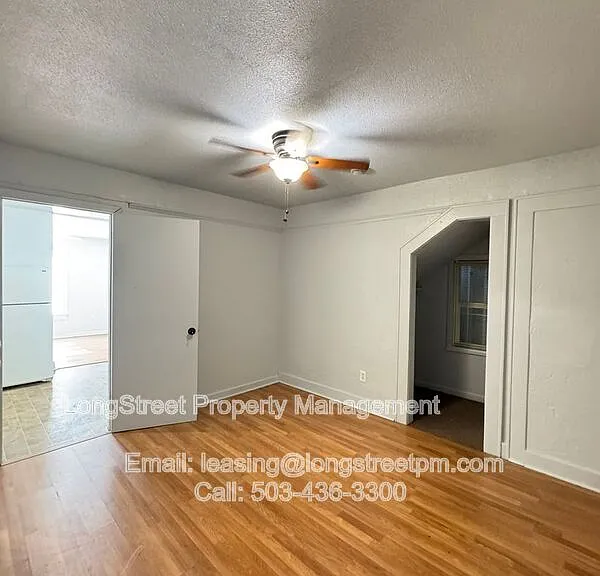 417 Lyon St SE #4 — Photo 4