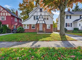 3954 Bluestone Rd, Cleveland Heights, OH 44121
