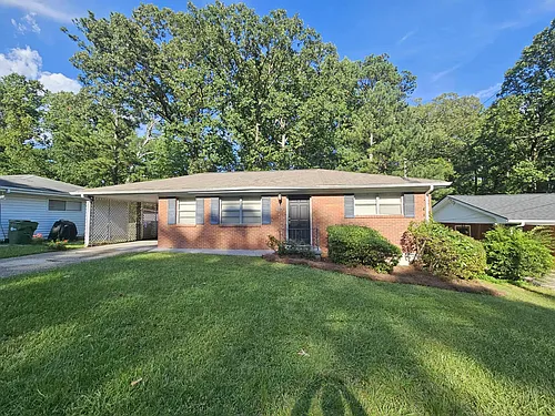 2075 Claude St NW Photo 1
