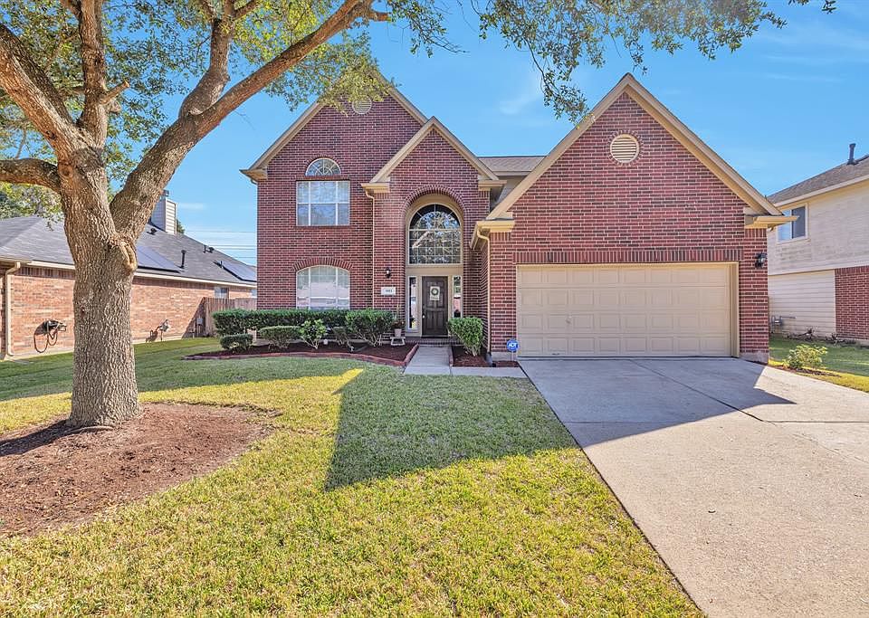 1st image of 3811 E Magnolia Dale Dr